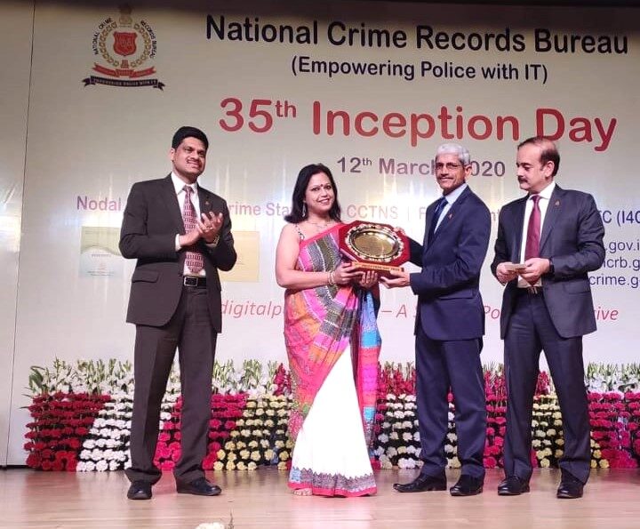 Sruti Barua receiving a felicitation at the National Crime Records Bureau's 35th Inception Day, 12 March 2020